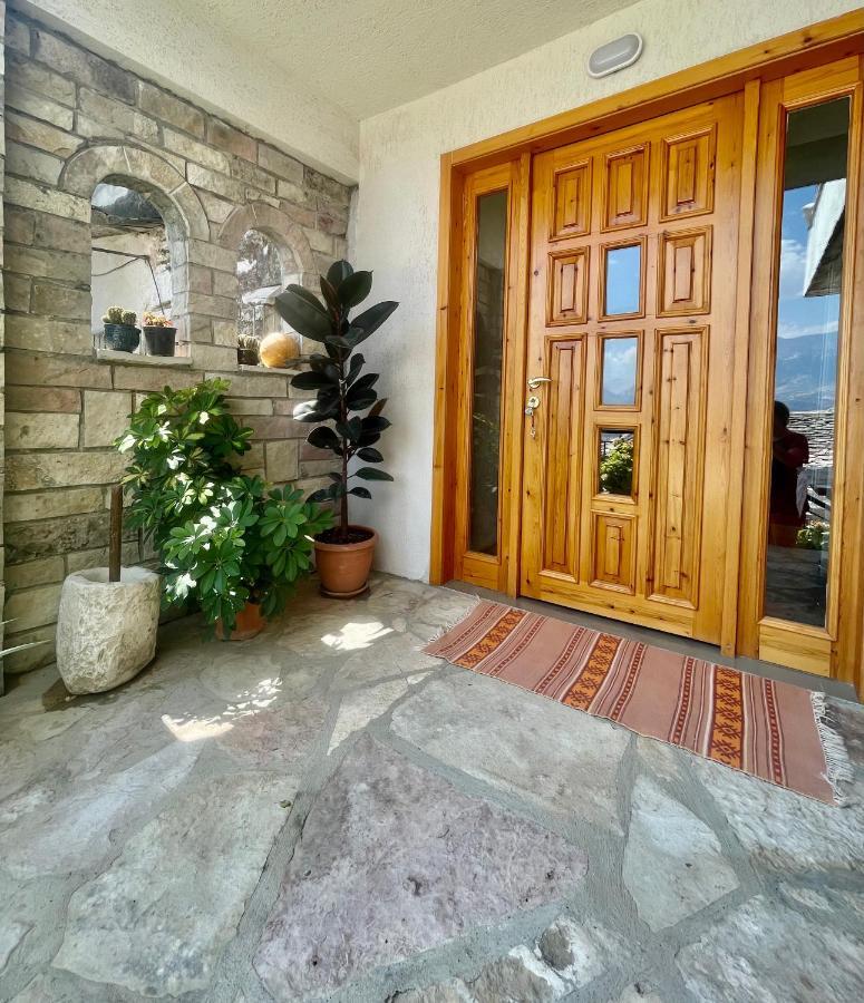 Kubeja Guest House Gjirokastër Exterior foto