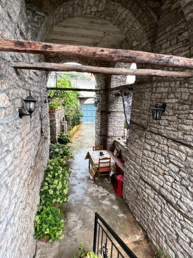 Kubeja Guest House Gjirokastër Exterior foto